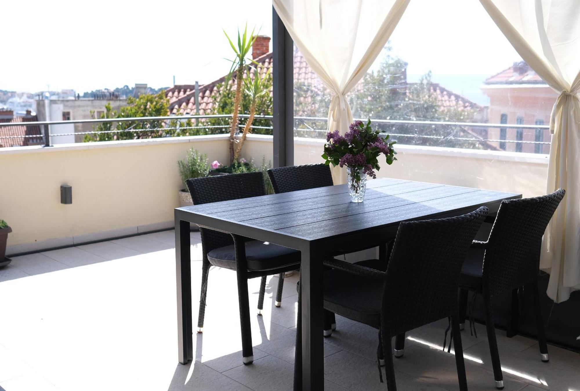 Prime Location Penthouse Apt With A Large Terrace Split Eksteriør billede
